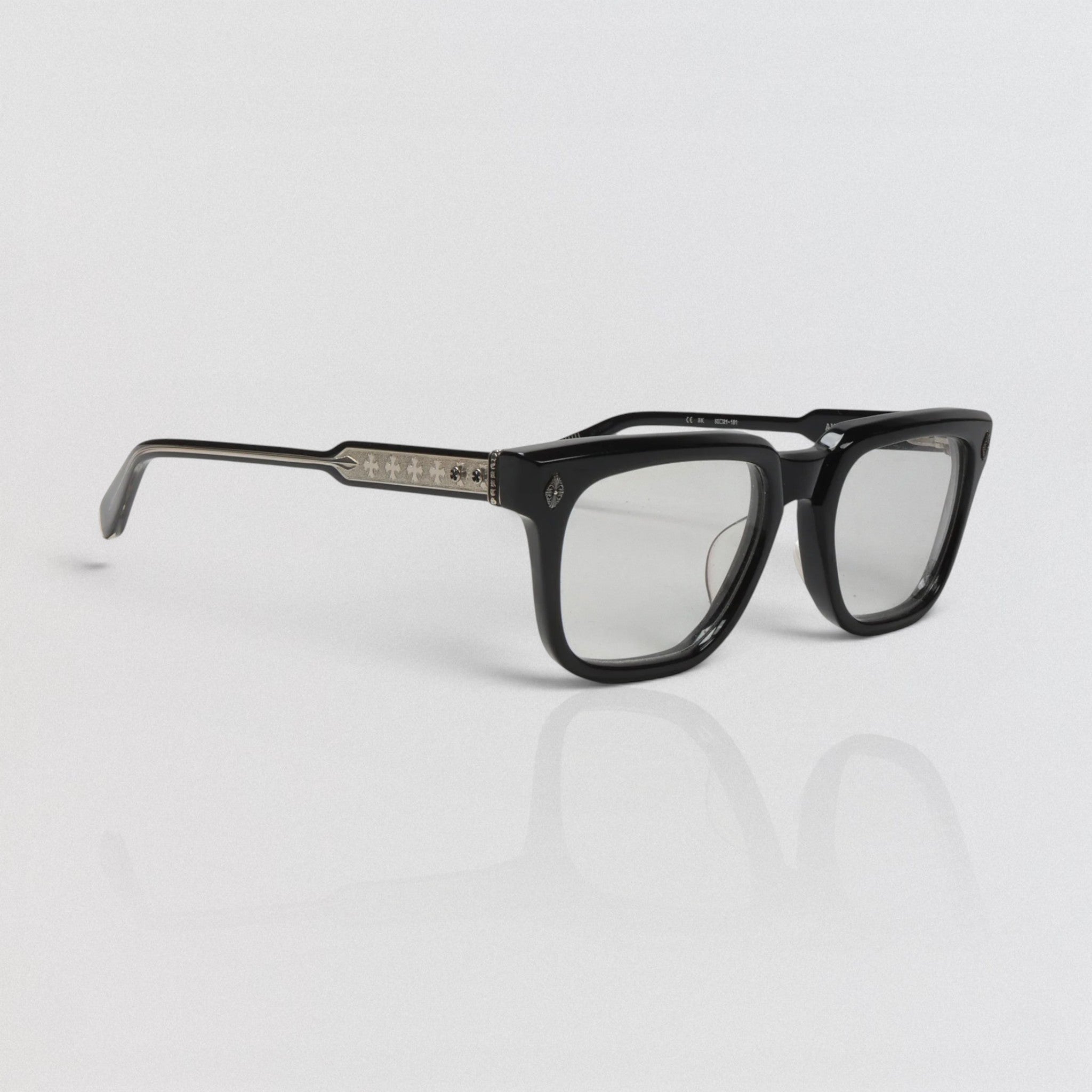 CHROME HEARTS – MODISCHO