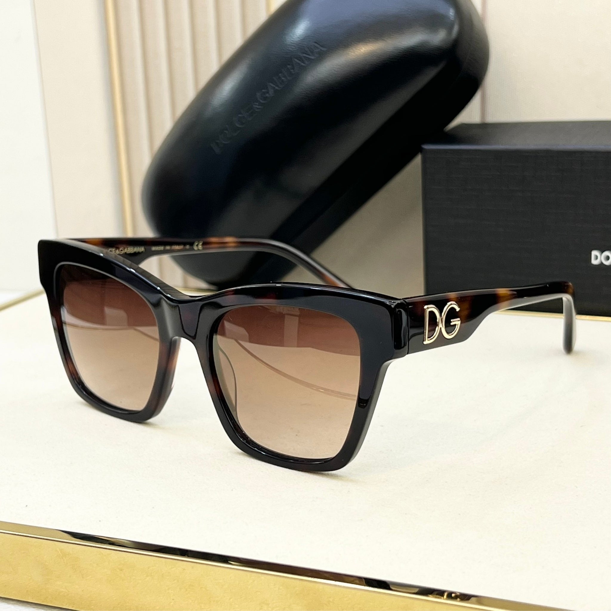 DOLCE & GABBANA – MODISCHO