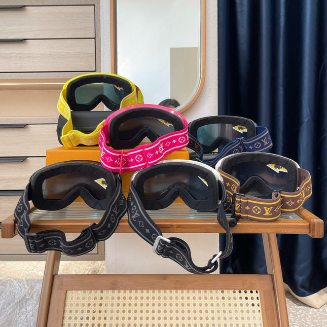 LV SnowMask
