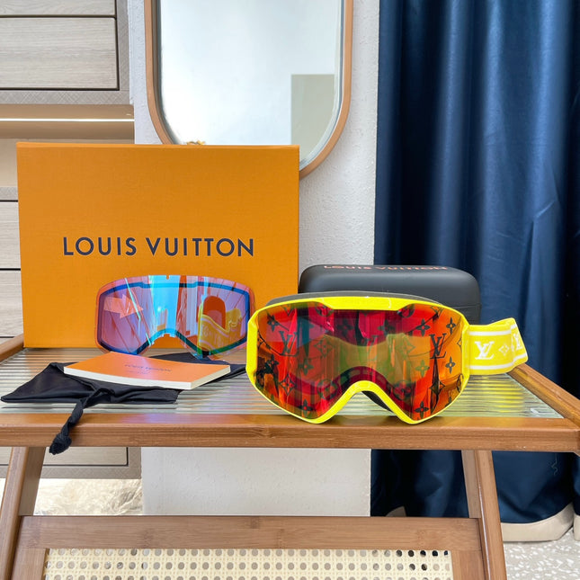 LV SnowMask