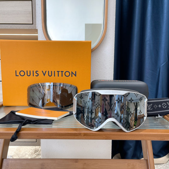 LV SnowMask