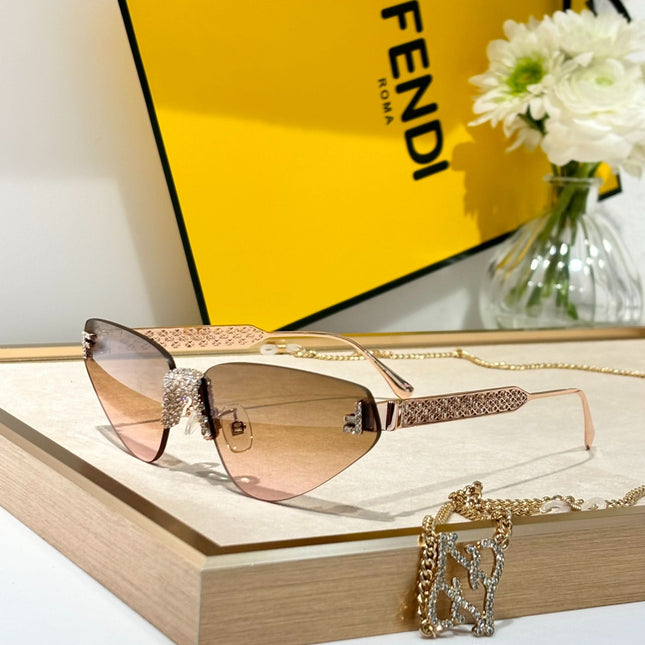 LuxeLash Shades
