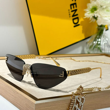 LuxeLash Shades