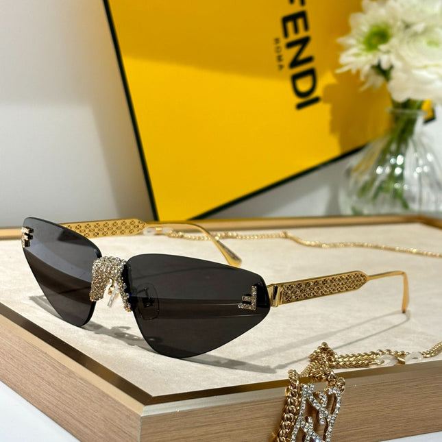 LuxeLash Shades