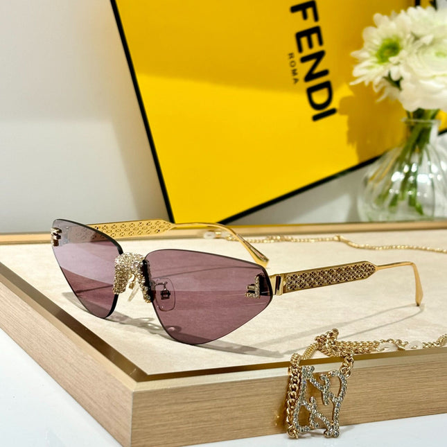 LuxeLash Shades