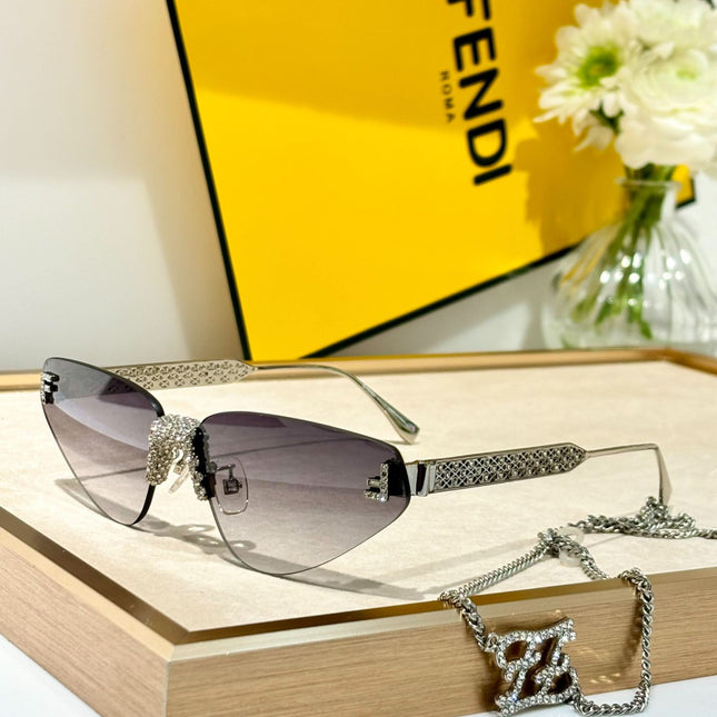 LuxeLash Shades