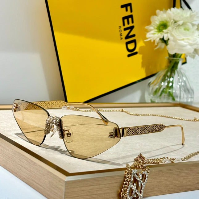 LuxeLash Shades