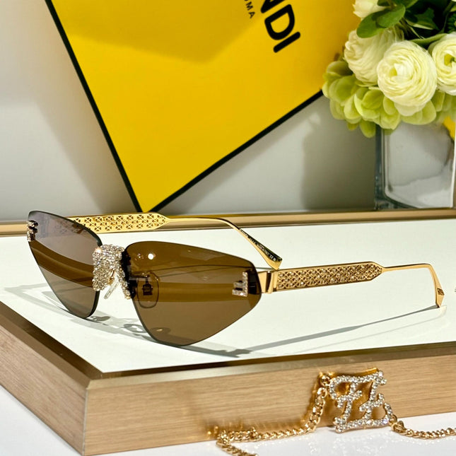 LuxeLash Shades